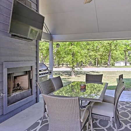 Modern Retreat With Gas Grill - Walk To Lake Texoma! Kingston Kültér fotó