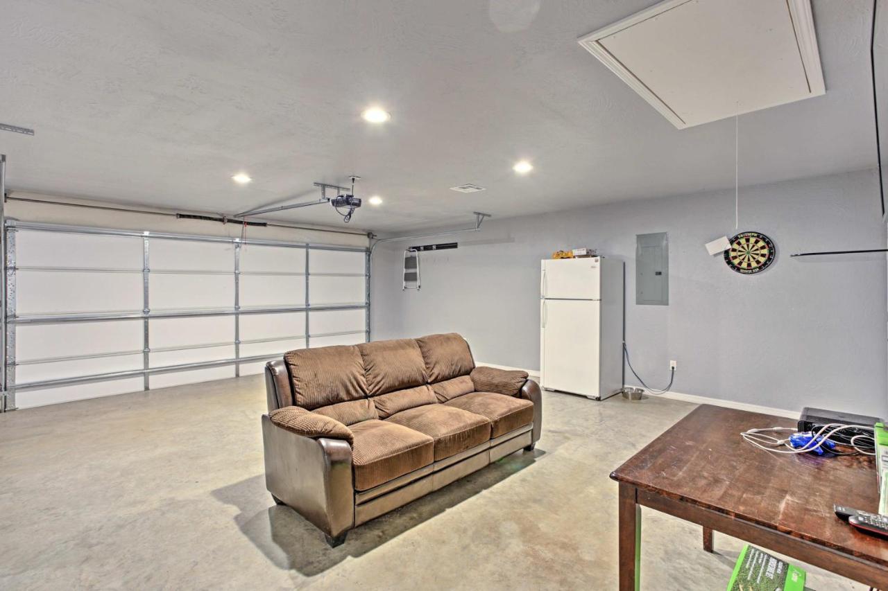 Modern Retreat With Gas Grill - Walk To Lake Texoma! Kingston Kültér fotó